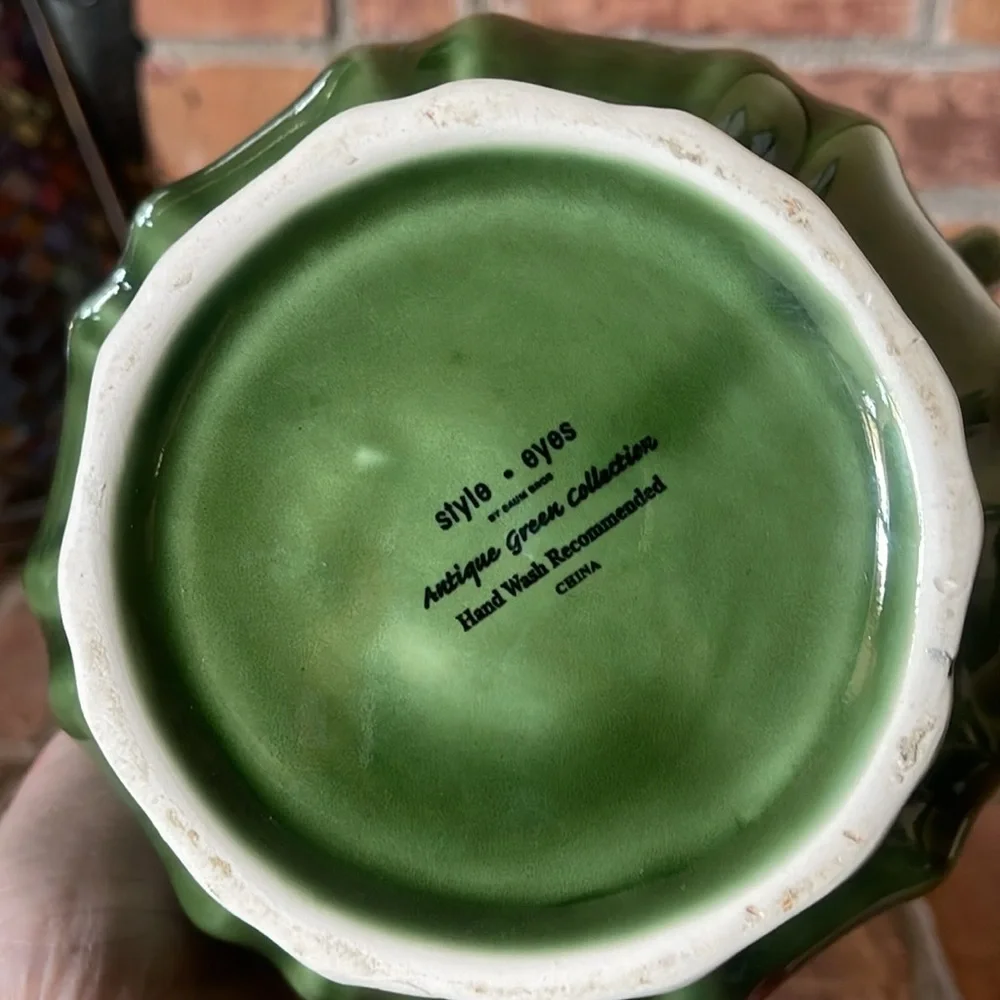 Vtg Baum Brothers Style Eyes Green Double Handle Canister 9.5